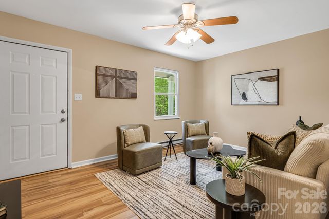 82 Lees Creek Road, Asheville, NC 28806