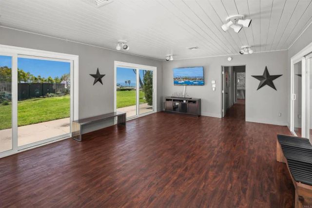 634 E Solana Circle, Solana Beach, CA 92075