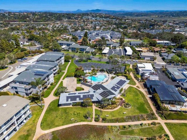 634 E Solana Circle, Solana Beach, CA 92075