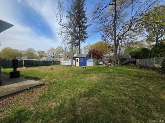 345 Boulder Street, Ronkonkoma, NY 11779