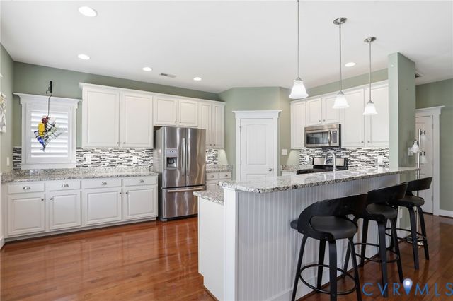 110 Giddy-Up Ln, Ashland, VA 23005