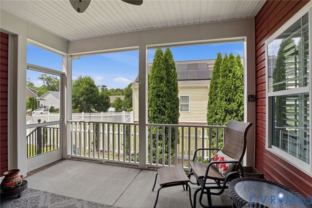 110 Giddy-Up Ln, Ashland, VA 23005
