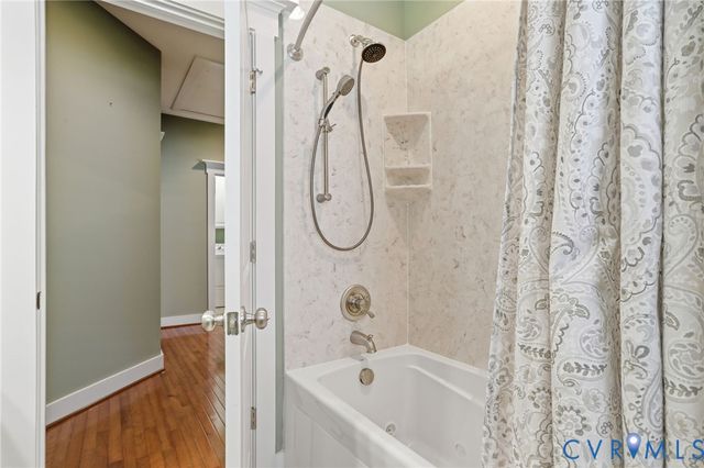 110 Giddy-Up Ln, Ashland, VA 23005
