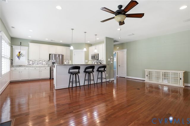 110 Giddy-Up Ln, Ashland, VA 23005