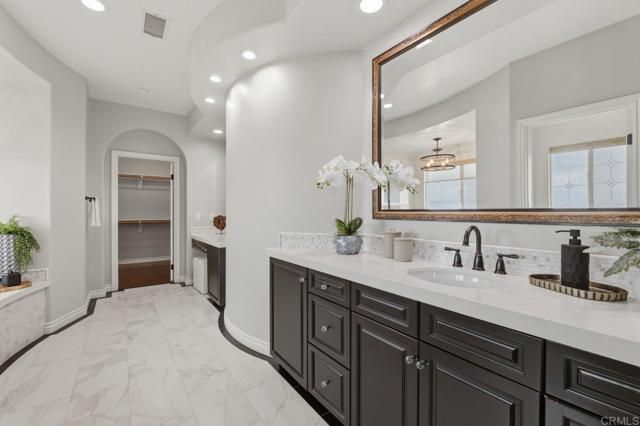 1375 Ravean Court, Encinitas, CA 92024