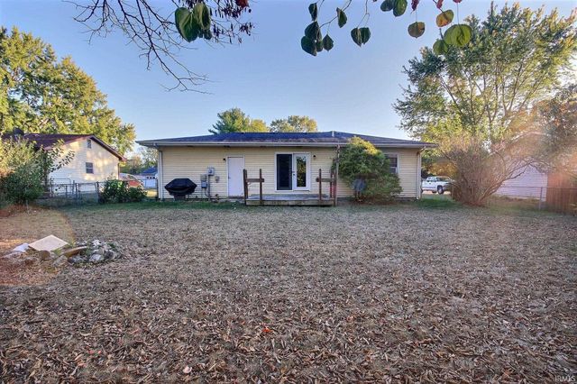 2090 Chief Turtle Court, Huntington, IN 46750