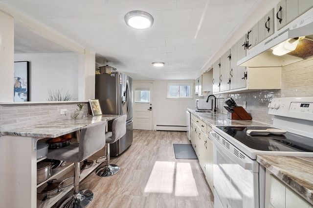 2 Grove St, Methuen, MA 01844