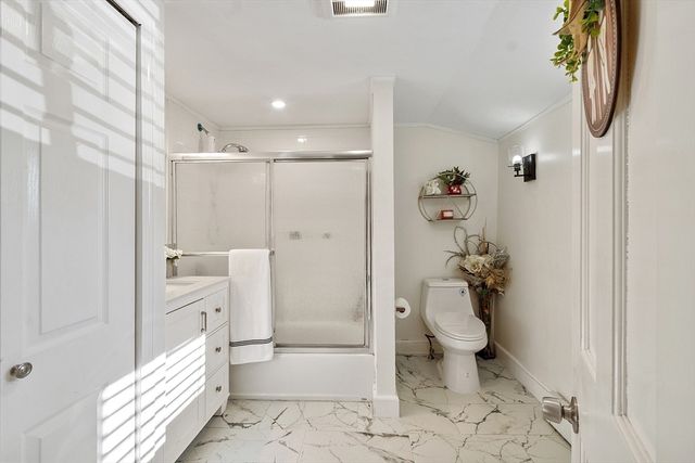 2 Grove St, Methuen, MA 01844