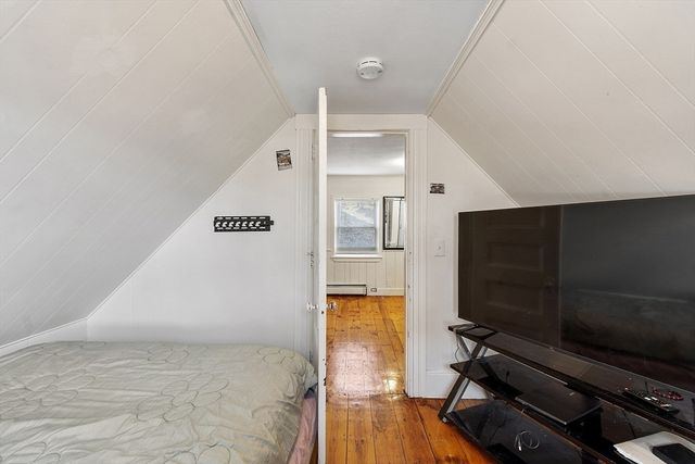 2 Grove St, Methuen, MA 01844