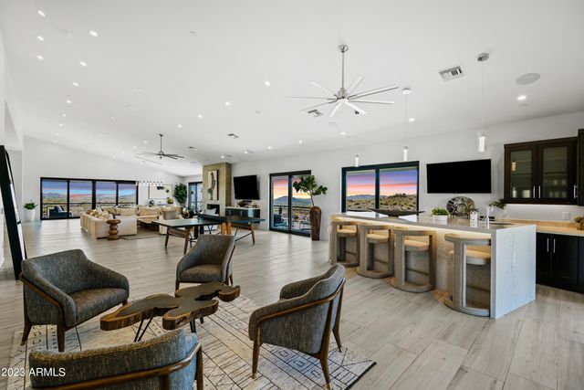 7450 E CONTINENTAL MOUNTAIN ESTATES Drive 2, Cave Creek, AZ 85331