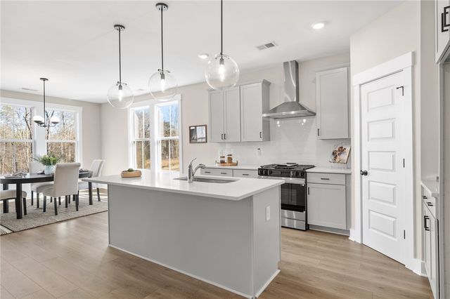 1815 Cross Creek Drive, Seneca, SC 29678