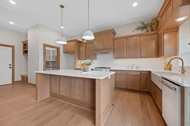 8513 W Pebble St, Maize, KS 67101