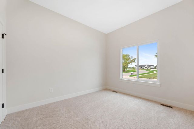 8513 W Pebble St, Maize, KS 67101