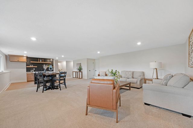 8513 W Pebble St, Maize, KS 67101