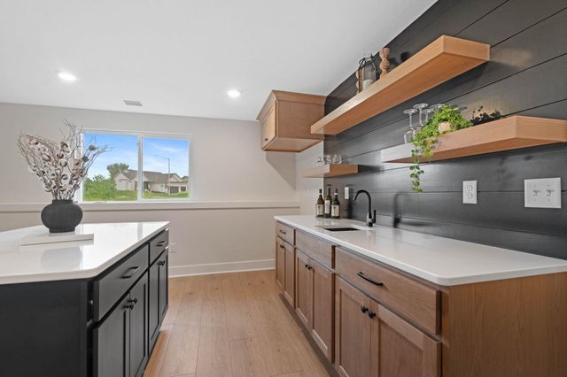 8513 W Pebble St, Maize, KS 67101