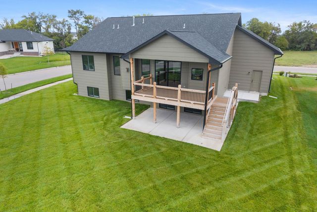 8513 W Pebble St, Maize, KS 67101