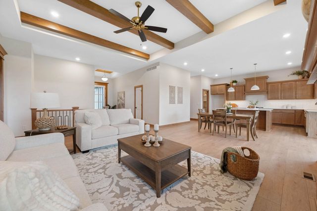 8513 W Pebble St, Maize, KS 67101