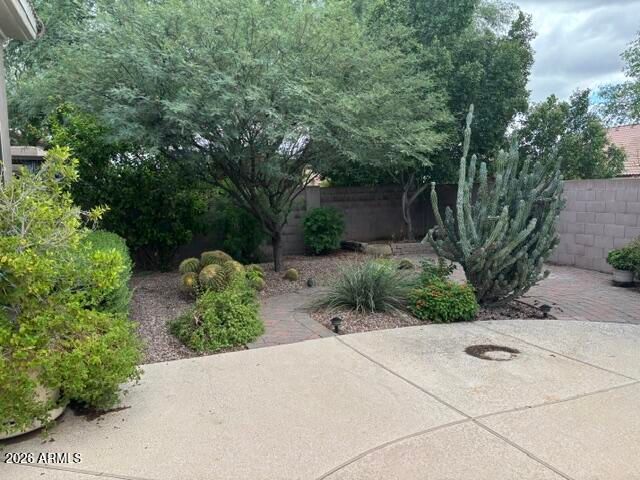 4419 E ROBIN Lane, Phoenix, AZ 85050