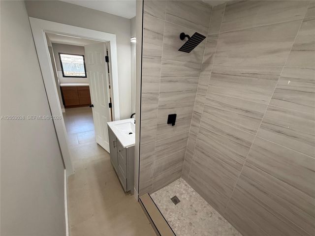6125 Call St, Hollywood, FL 33024