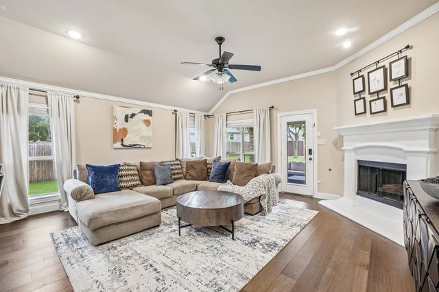 820 Wimberly Circle, Mckinney, TX 75072
