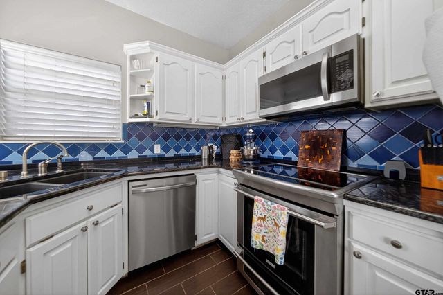 801 Beth Dr, Tyler, TX 75703