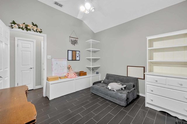 801 Beth Dr, Tyler, TX 75703