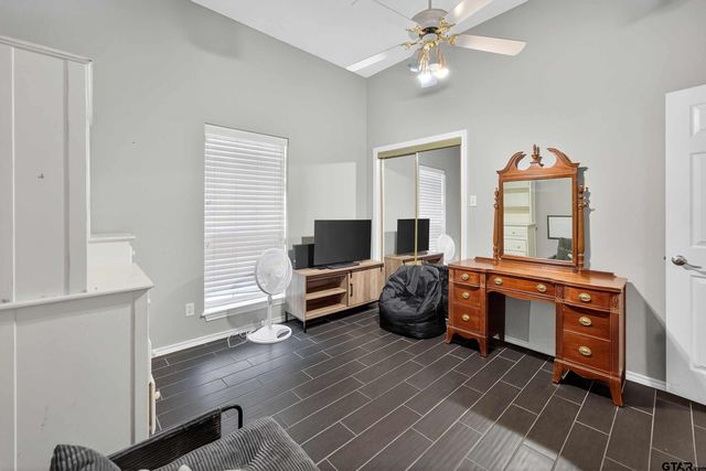 801 Beth Dr, Tyler, TX 75703