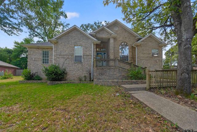 801 Beth Dr, Tyler, TX 75703