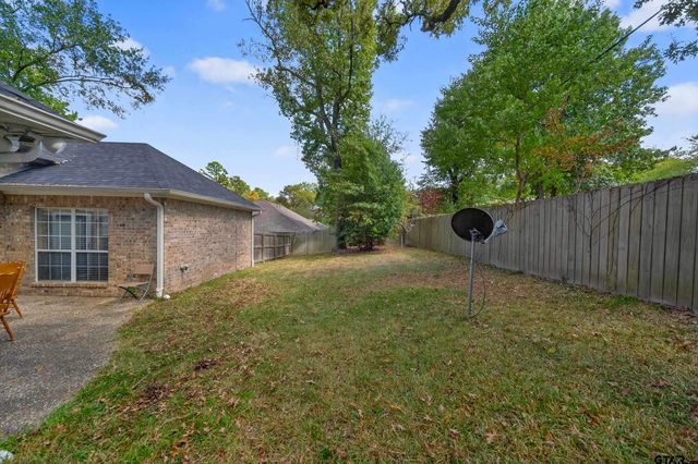 801 Beth Dr, Tyler, TX 75703