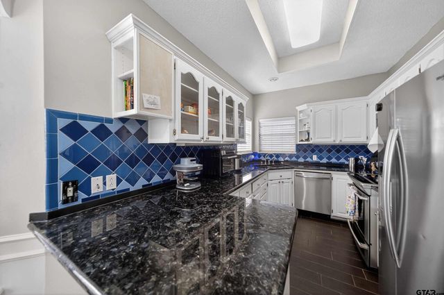 801 Beth Dr, Tyler, TX 75703