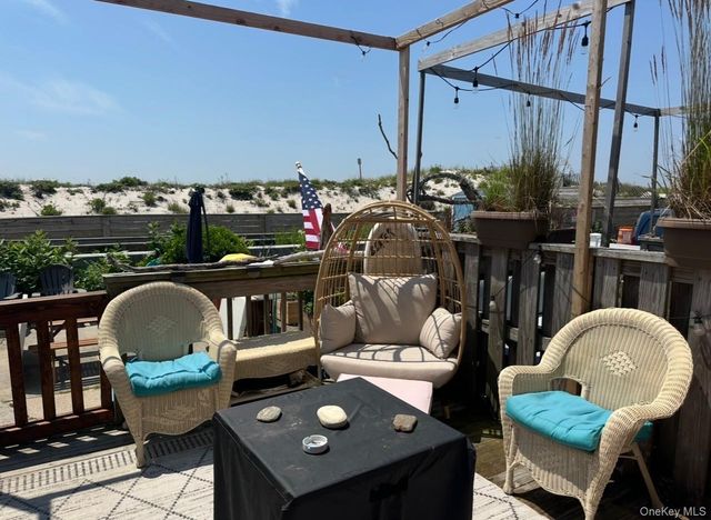 1115 Oceanfront Avenue, Long Beach, NY 11561