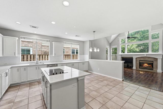 315 N Maple Glade Circle, The Woodlands, TX 77382