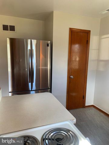110 PERSHING AVE NW, Leesburg, VA 20176