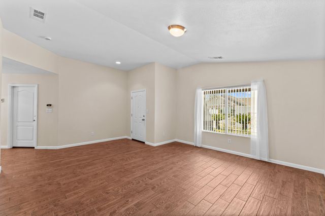 2379 Tahoe Avenue, Tulare, CA 93274
