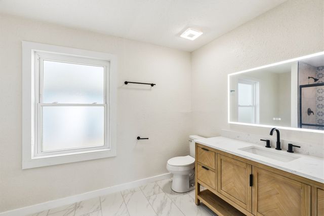 801 Woodleigh Drive, Mckinney, TX 75069