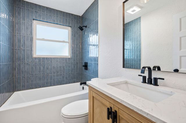 801 Woodleigh Drive, Mckinney, TX 75069