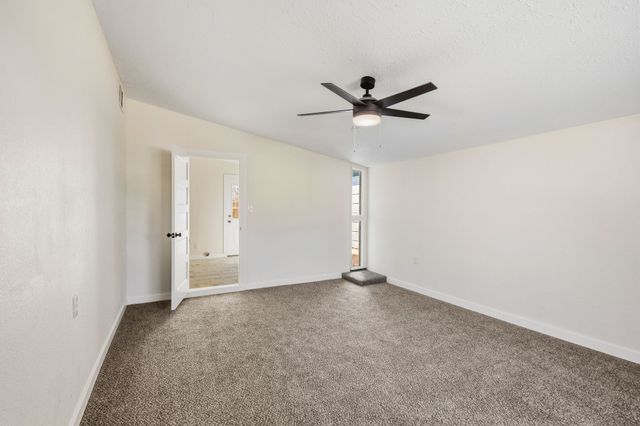 801 Woodleigh Drive, Mckinney, TX 75069