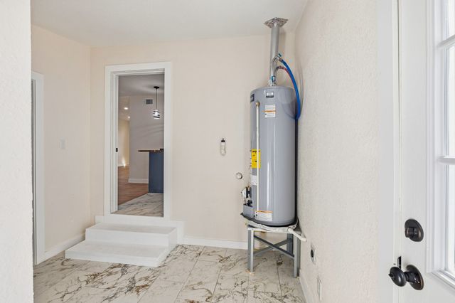 801 Woodleigh Drive, Mckinney, TX 75069