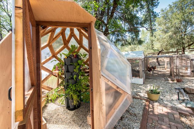 15046 Leiter Way, Grass Valley, CA 95949