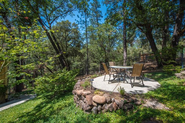 15046 Leiter Way, Grass Valley, CA 95949