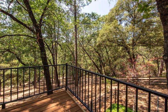 15046 Leiter Way, Grass Valley, CA 95949