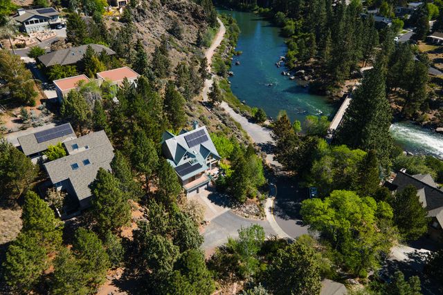 1991 NW 1st Street, Bend, OR 97703