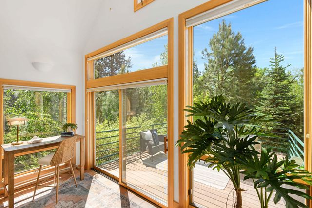 1991 NW 1st Street, Bend, OR 97703