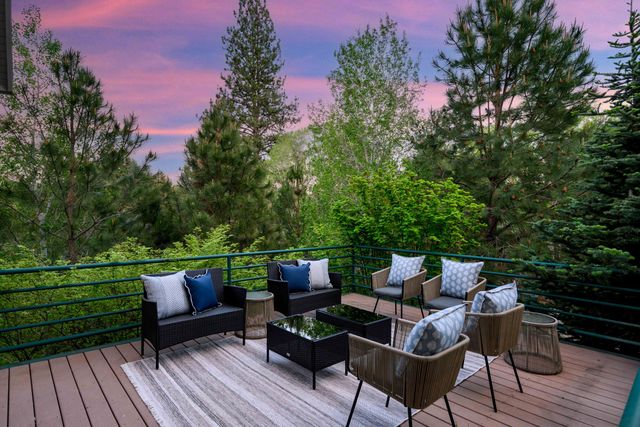 1991 NW 1st Street, Bend, OR 97703