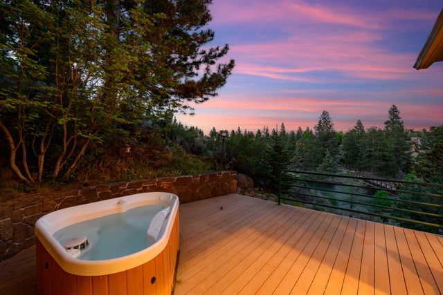 1991 NW 1st Street, Bend, OR 97703