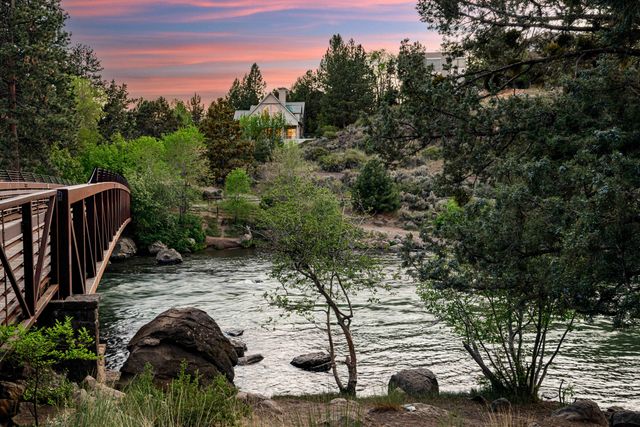 1991 NW 1st Street, Bend, OR 97703