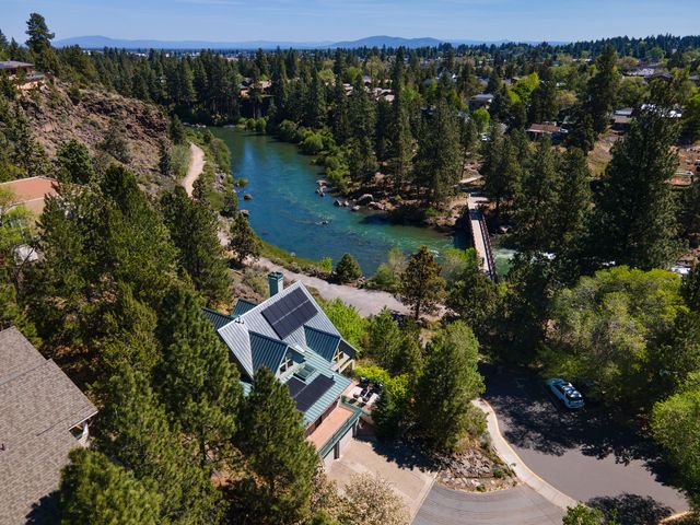 1991 NW 1st Street, Bend, OR 97703
