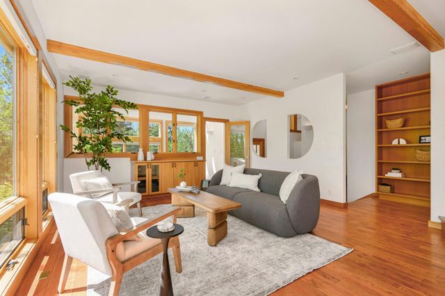 1991 NW 1st Street, Bend, OR 97703