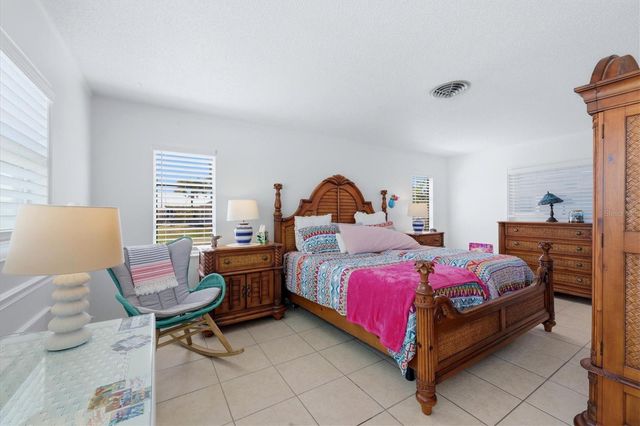 1052 KANT STREET, Englewood, FL 34224