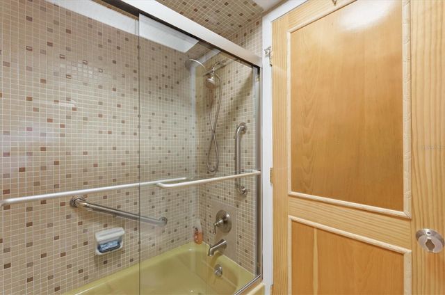 1052 KANT STREET, Englewood, FL 34224